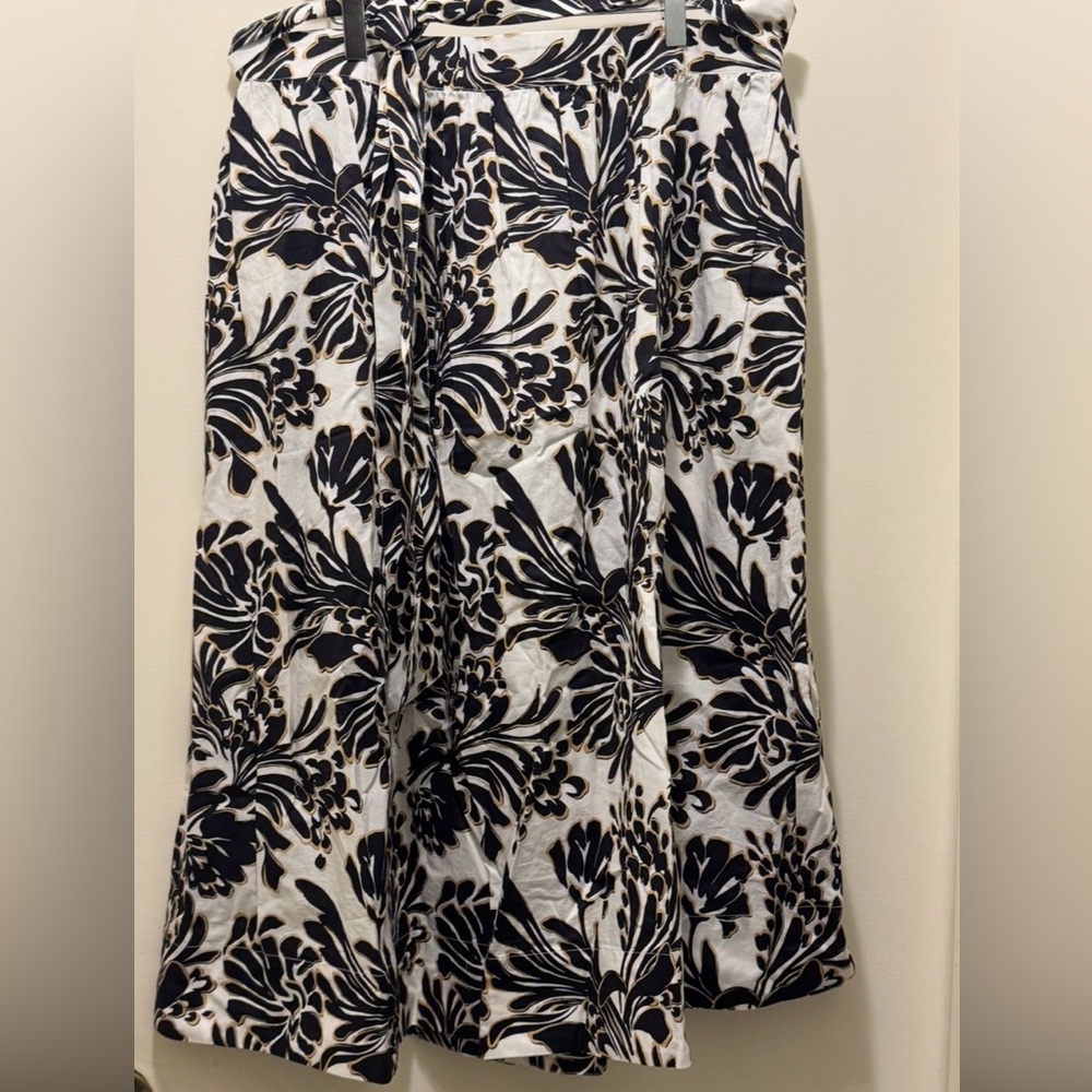 Lane Bryant Black and White Floral A-Line Midi Skirt